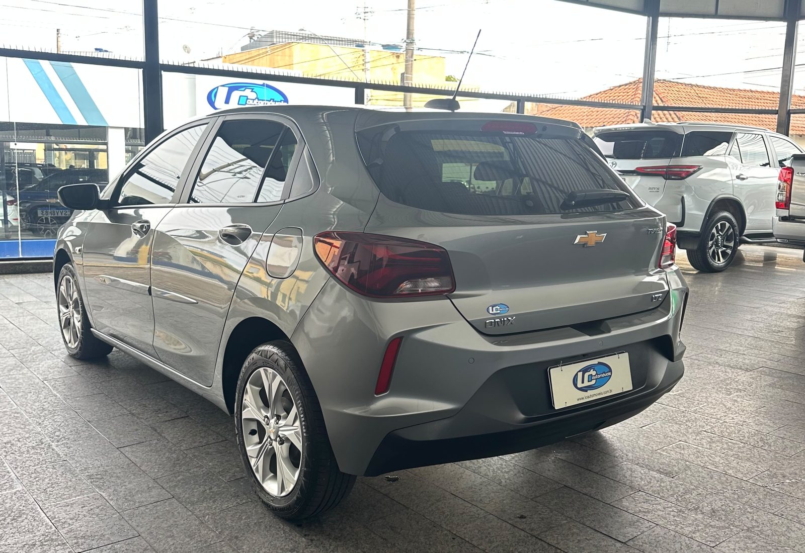 Foto 5 do Chevrolet Onix